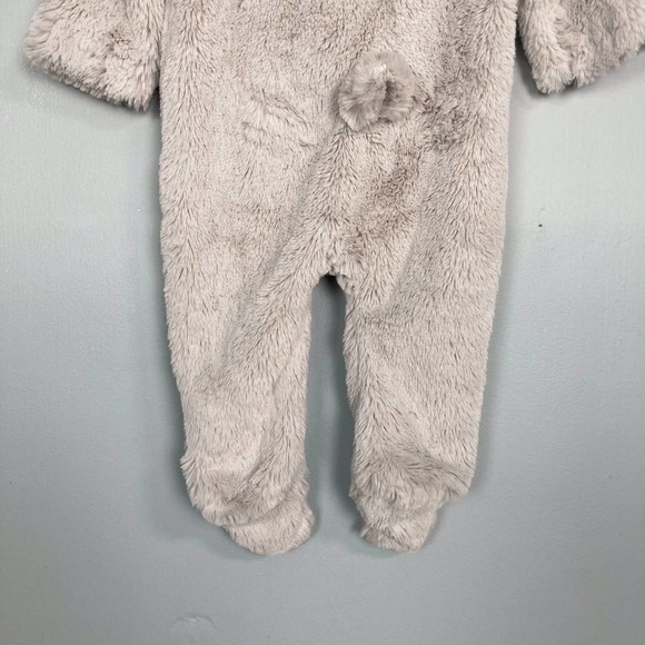 MUD Pie Size Soft Silky Gray Teddy Bear Snowsuit Wooden Buttons Size 0-6 mos - Picture 10 of 12